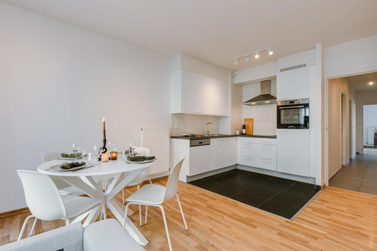 Stylish Apartment With Terrace And Balcony 安特卫普 外观 照片